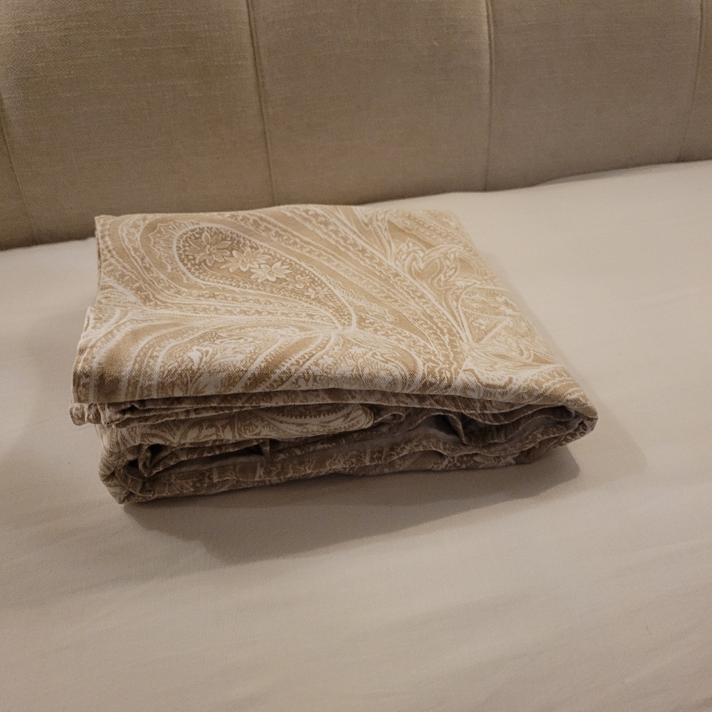 Beige Tablecloth Cotton Paisley Tone On Tone Cream Beige - Picture 5 of 7